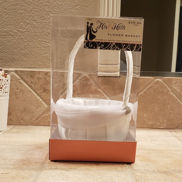 Flower Basket - Picture 1 of 6